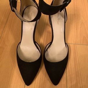 Zara 39 suede slighted use